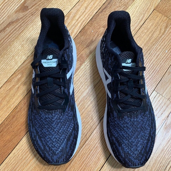 new balance women's fresh foam rise v2 running shoes